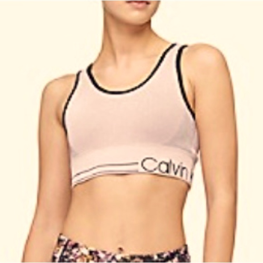 Calvin Klein Women's Performance Medium Impact Sports Bra - Pink - M
